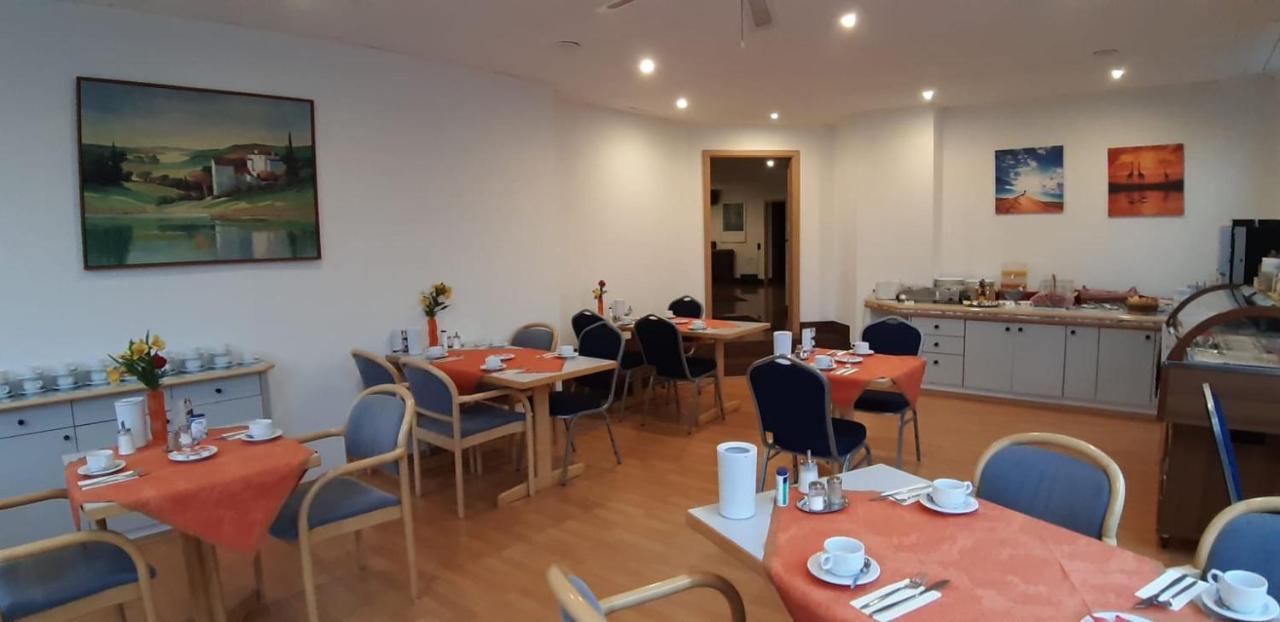 Loewen Hotel Arian Allmersbach im Tal エクステリア 写真