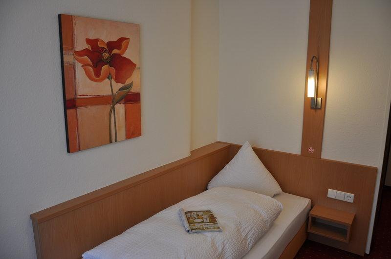 Loewen Hotel Arian Allmersbach im Tal 部屋 写真